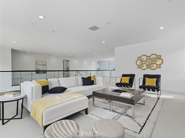 9531 N Andora Avenue, Chatsworth (los Angeles) CA 91311