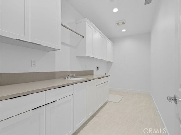 9531 N Andora Avenue, Chatsworth (los Angeles) CA 91311