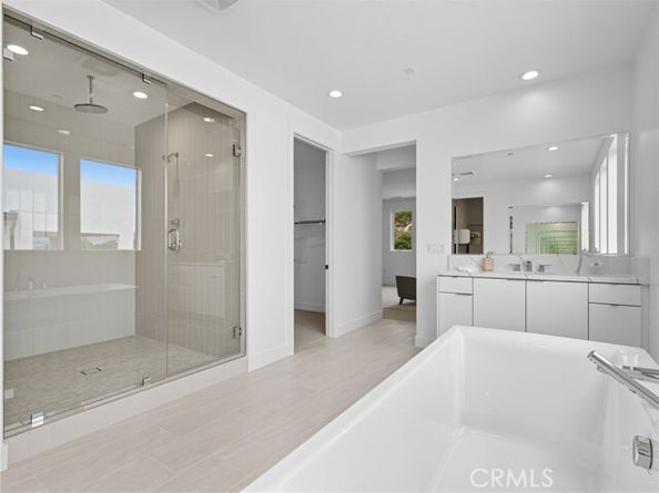 9531 N Andora Avenue, Chatsworth (los Angeles) CA 91311