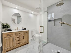 9054 Darby Avenue, Northridge (los Angeles) CA 91325