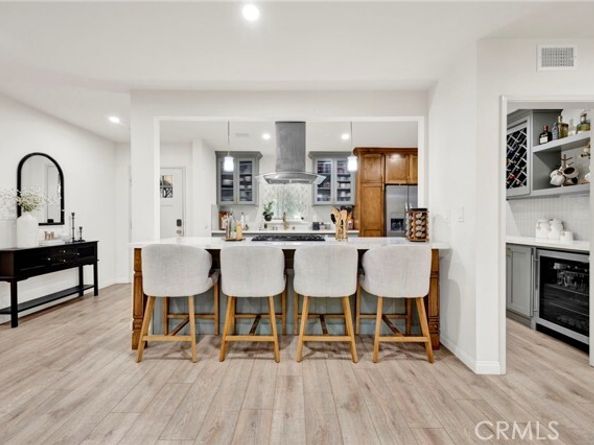 9054 Darby Avenue, Northridge (los Angeles) CA 91325