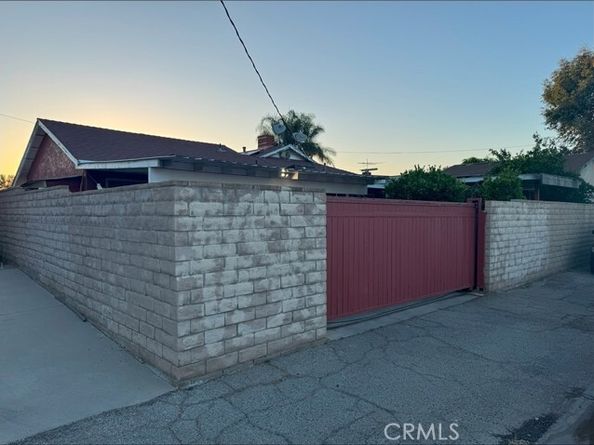 10204 Gerald Avenue, North Hills (los Angeles) CA 91343