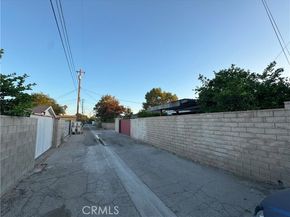10204 Gerald Avenue, North Hills (los Angeles) CA 91343