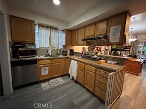 10204 Gerald Avenue, North Hills (los Angeles) CA 91343