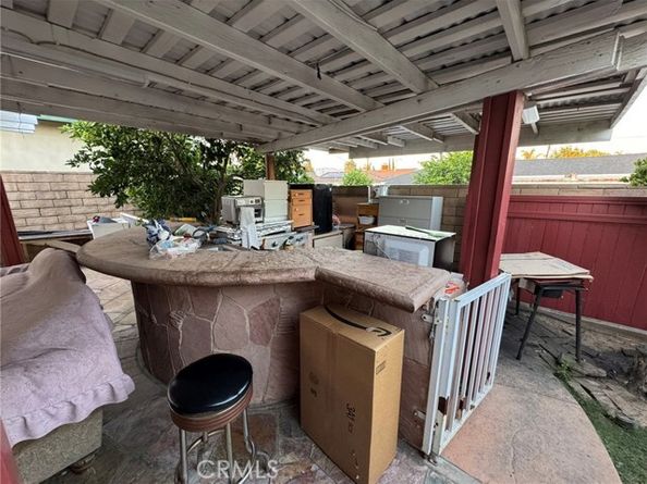 10204 Gerald Avenue, North Hills (los Angeles) CA 91343