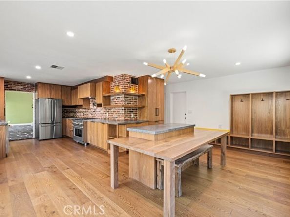 22526 Napa St, West Hills (los Angeles) CA 91304