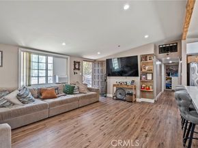 11887 Sproule Avenue, Pacoima (los Angeles) CA 91331
