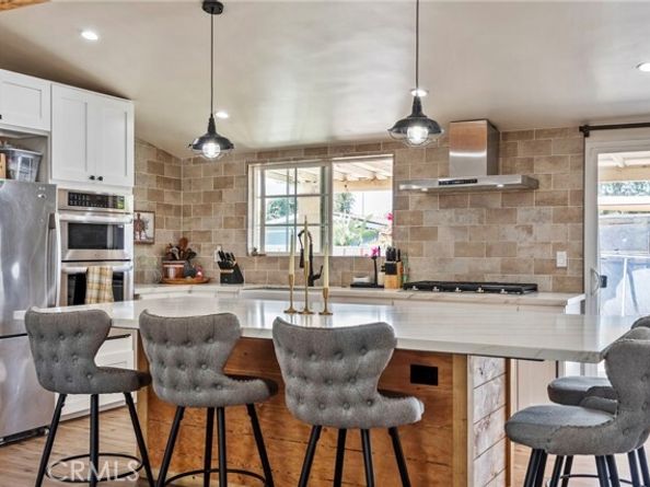 11887 Sproule Avenue, Pacoima (los Angeles) CA 91331