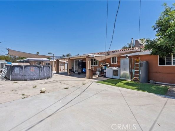 11887 Sproule Avenue, Pacoima (los Angeles) CA 91331