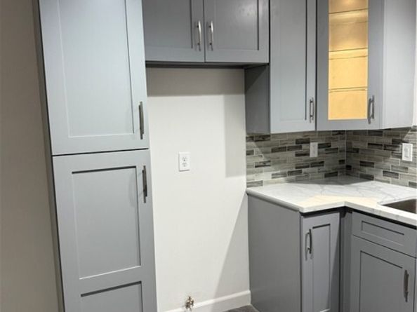 13059 Hubbard Street 6, Sylmar (los Angeles) CA 91342