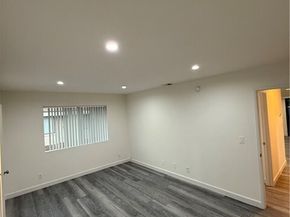 13059 Hubbard Street 6, Sylmar (los Angeles) CA 91342