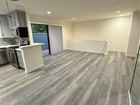 13059 Hubbard Street 6, Sylmar (los Angeles) CA 91342