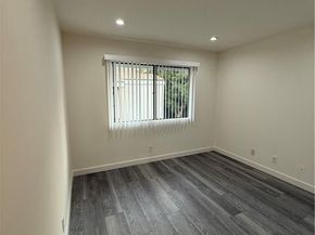 13059 Hubbard Street 6, Sylmar (los Angeles) CA 91342