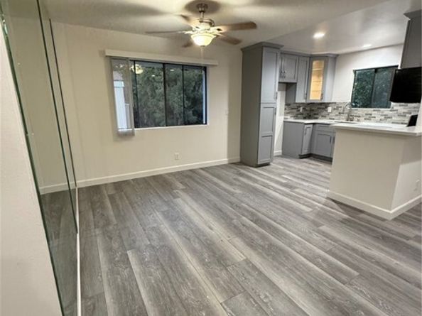 13059 Hubbard Street 6, Sylmar (los Angeles) CA 91342