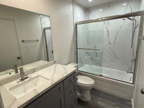13059 Hubbard Street 6, Sylmar (los Angeles) CA 91342