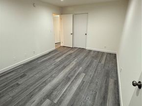 13059 Hubbard Street 6, Sylmar (los Angeles) CA 91342