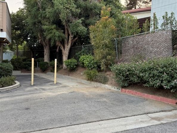 13059 Hubbard Street 6, Sylmar (los Angeles) CA 91342
