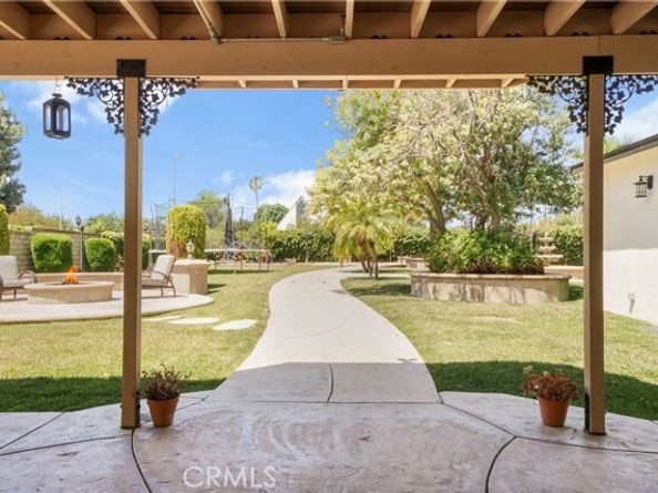 9455 Brandon Court, Northridge (los Angeles) CA 91325