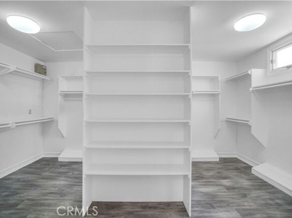 9455 Brandon Court, Northridge (los Angeles) CA 91325