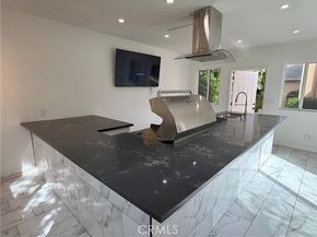 9455 Brandon Court, Northridge (los Angeles) CA 91325