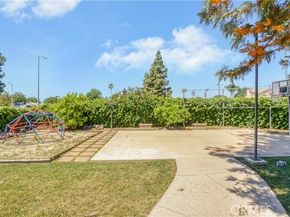 9455 Brandon Court, Northridge (los Angeles) CA 91325