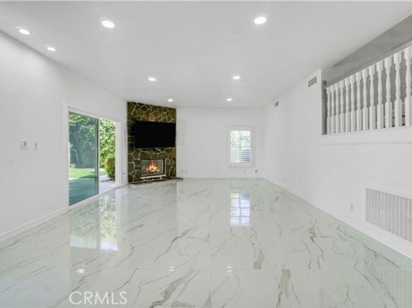 9455 Brandon Court, Northridge (los Angeles) CA 91325