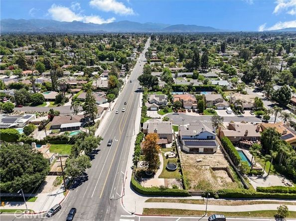 9455 Brandon Court, Northridge (los Angeles) CA 91325
