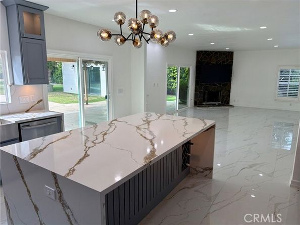 9455 Brandon Court, Northridge (los Angeles) CA 91325
