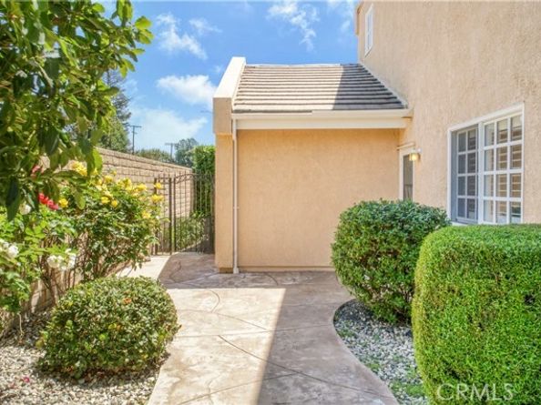 9455 Brandon Court, Northridge (los Angeles) CA 91325