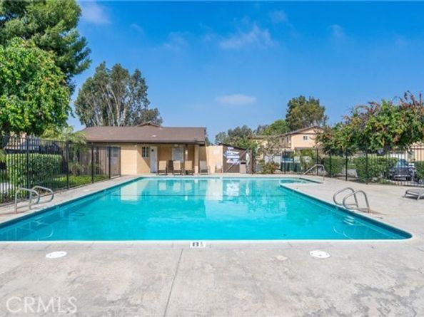 12302 Runnymede Street 4, North Hollywood (los Angeles) CA 91605