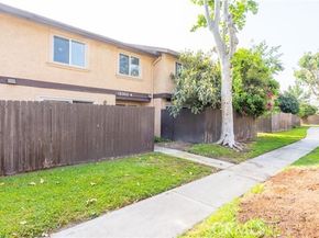 12302 Runnymede Street 4, North Hollywood (los Angeles) CA 91605