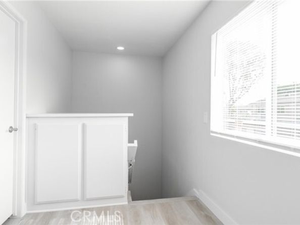 12302 Runnymede Street 4, North Hollywood (los Angeles) CA 91605