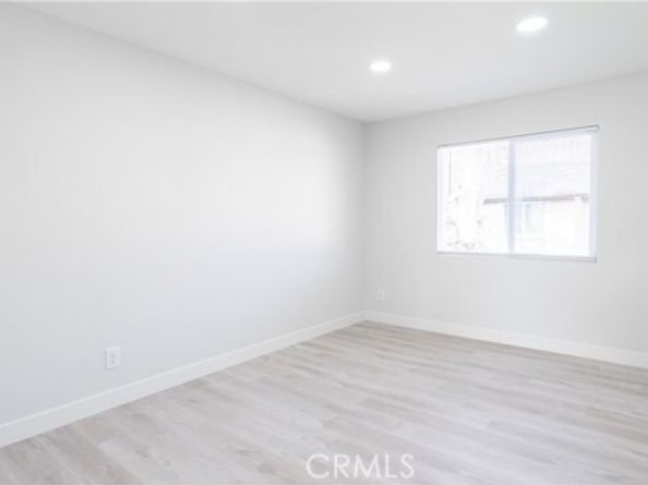12302 Runnymede Street 4, North Hollywood (los Angeles) CA 91605