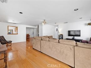 17419 Leadwell, Los Angeles CA 91406