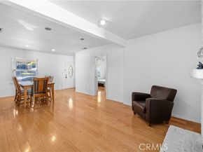 17419 Leadwell, Los Angeles CA 91406