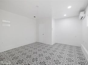 5709 E Beverly Boulevard, East Los Angeles CA 90022