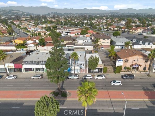 5709 E Beverly Boulevard, East Los Angeles CA 90022