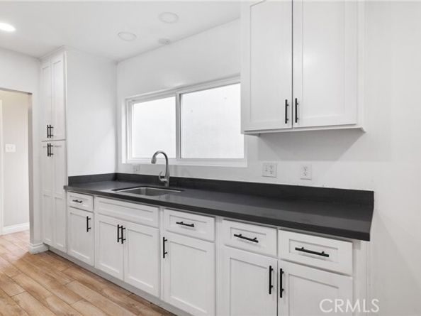 5709 E Beverly Boulevard, East Los Angeles CA 90022