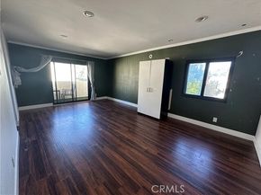 6540 Hayvenhurst 15, Los Angeles CA 91406