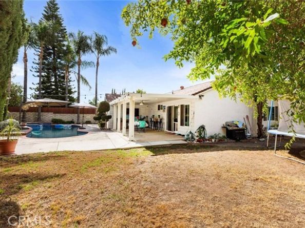 11372 Gaynor Avenue, Granada Hills (los Angeles) CA 91344