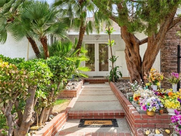 11372 Gaynor Avenue, Granada Hills (los Angeles) CA 91344
