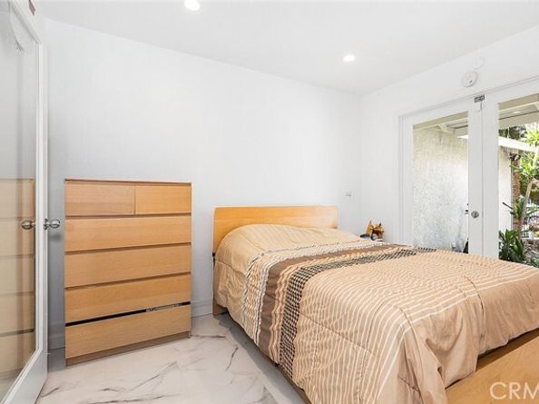 11372 Gaynor Avenue, Granada Hills (los Angeles) CA 91344