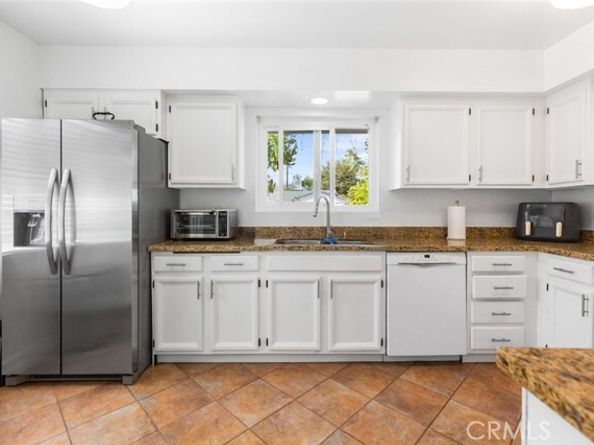 11372 Gaynor Avenue, Granada Hills (los Angeles) CA 91344