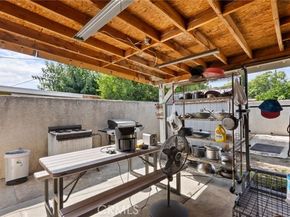 11819 Chivers Avenue, Pacoima (los Angeles) CA 91331