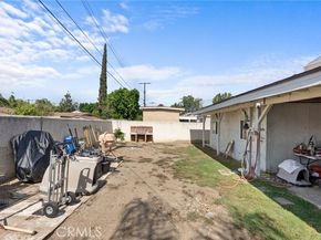 11819 Chivers Avenue, Pacoima (los Angeles) CA 91331