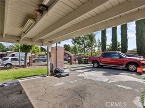 11819 Chivers Avenue, Pacoima (los Angeles) CA 91331
