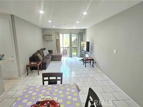 17900 Sherman Way 226, Reseda (los Angeles) CA 91335