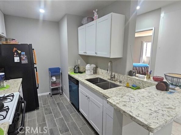17900 Sherman Way 226, Reseda (los Angeles) CA 91335