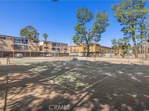 17900 Sherman Way 226, Reseda (los Angeles) CA 91335