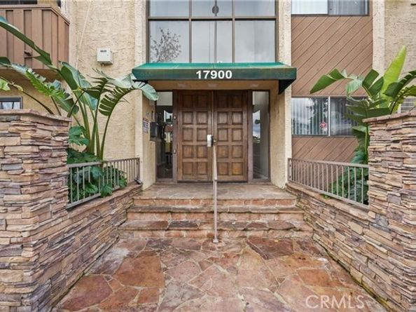 17900 Sherman Way 226, Reseda (los Angeles) CA 91335
